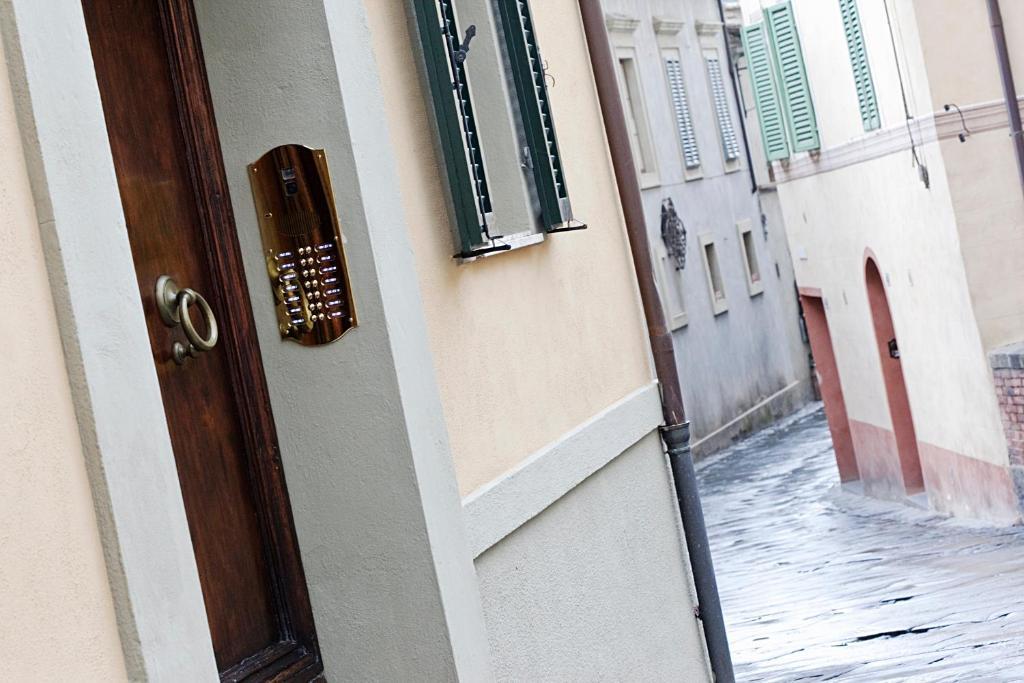 Residenza Palazzo Saloni Aparthotel Montalcino Ngoại thất bức ảnh