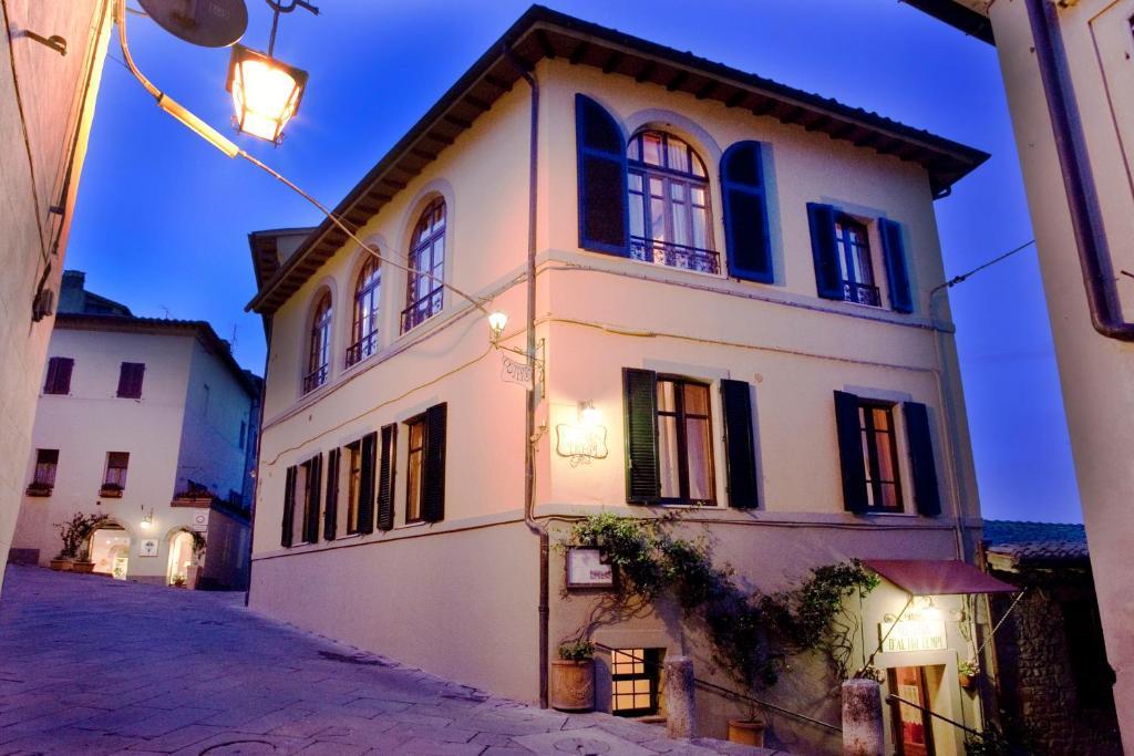 Residenza Palazzo Saloni Aparthotel Montalcino Ngoại thất bức ảnh