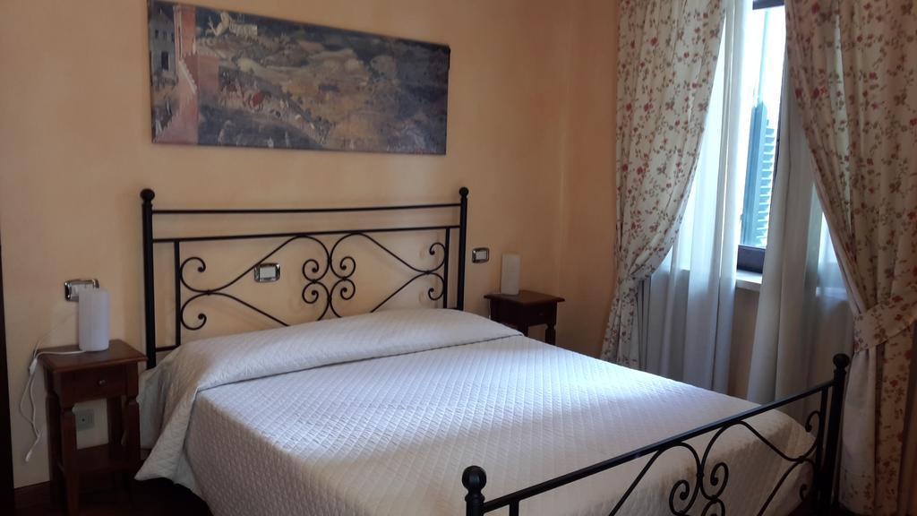 Residenza Palazzo Saloni Aparthotel Montalcino Ngoại thất bức ảnh