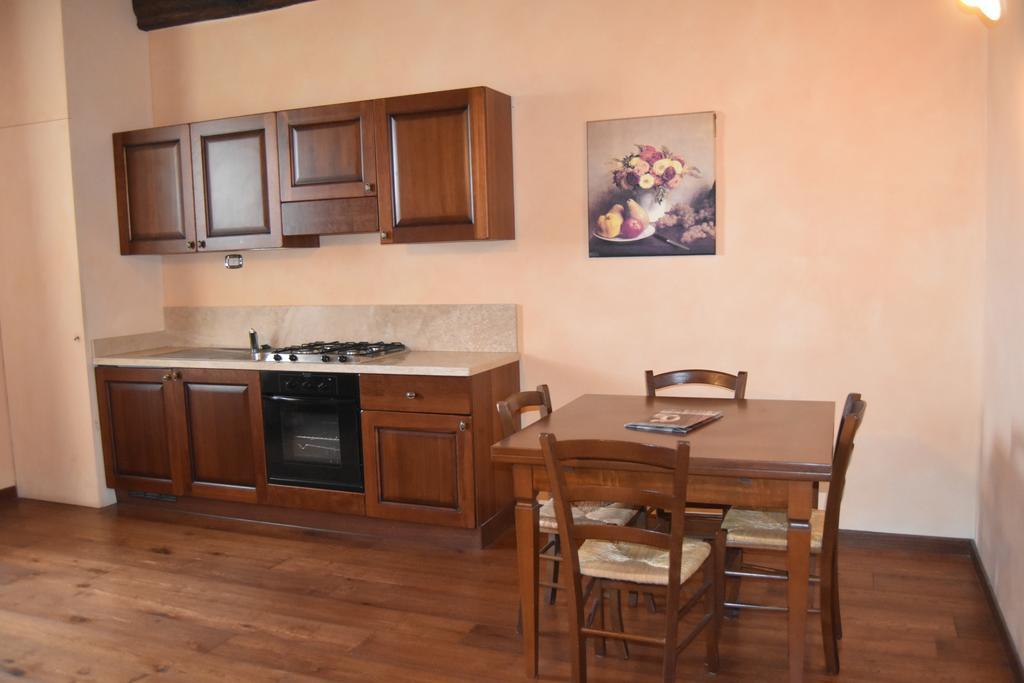Residenza Palazzo Saloni Aparthotel Montalcino Ngoại thất bức ảnh