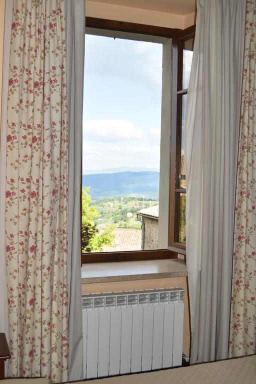 Residenza Palazzo Saloni Aparthotel Montalcino Ngoại thất bức ảnh