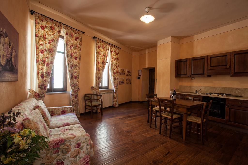 Residenza Palazzo Saloni Aparthotel Montalcino Ngoại thất bức ảnh