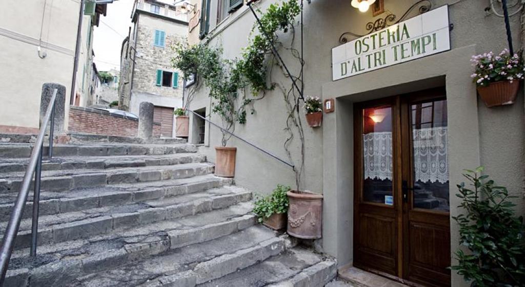 Residenza Palazzo Saloni Aparthotel Montalcino Ngoại thất bức ảnh