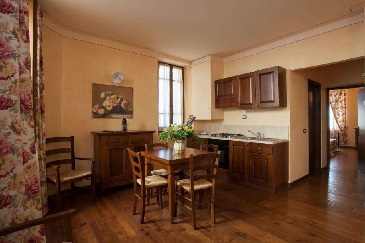 Residenza Palazzo Saloni Aparthotel Montalcino Ngoại thất bức ảnh